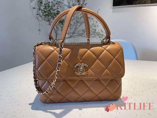 	 Kitlife Chanel Flap Bag With Top Handle Lambskin Brown with Gold Hardware - 25cm - 1