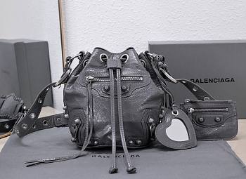 Kitlife Balenciaga Le Cagole XS Bucket Bag Metallized With Rhinestones Grey - 15X20X18cm