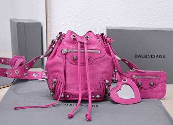 Kitlife Balenciaga Le Cagole XS Bucket Bag Metallized With Rhinestones Pink - 15X20X18cm