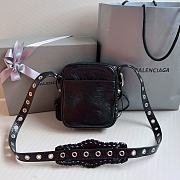 Kitlife Balenciaga Le Cagole crinkled-leather cross-body bag - 20x16x5cm - 5