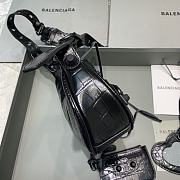 	 Kitlife Balenciaga Le Cagole XS Shoulder Bag All Black Crocodile Embossed - 26×7×16cm - 3