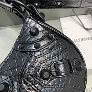 	 Kitlife Balenciaga Le Cagole XS Shoulder Bag All Black Crocodile Embossed - 26×7×16cm - 2
