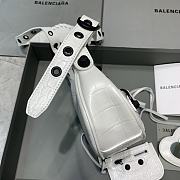 	 Kitlife Balenciaga Le Cagole XS Shoulder White Bag Black Hardware - 26×7×16cm - 5