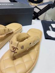 Kitlife Chanel SS 2023 Leather logo Beige - 5