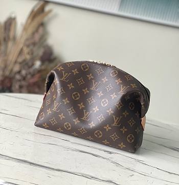 Kitlife Louis Vuitton Pouch comestic Monogarm Canvas - 27 x 18 x 9 cm