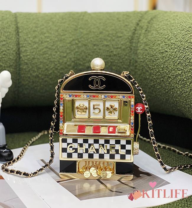 Kitlife Chanel Minaudiere Bags Include Slot Machine and Helmet - 9 x 16 x 4 cm - 1