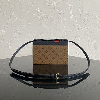 Kitlife Louis Vuitton Book Chain Wallet Monogram - 19.5x13x4 cm