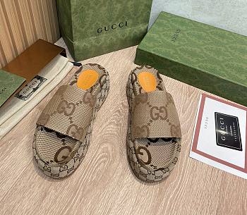 kIitlife GUCCI Brown GG Angelina Sandals