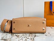 Kitlife Louis Vuitton On My Side PM Bag Apricot -  M21569 - 30.5 x 24.5 x 14 cm - 6