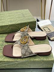 Kitlife GUCCI GG Leather Thong Sandals Brown - 2