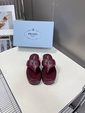 Kitlife Prada logo slides Red