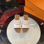 Kitlife Hermes logo slides Beige  - 2