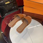 Kitlife Hermes logo slides Brown - 6