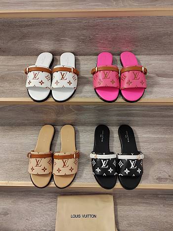 Kitlife Louis Vuitton logo slides Black/beige/white/pink