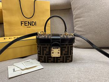 Kitlife Fendi Brown Zucca Canvas Vanity Bag - 17x12x9 cm