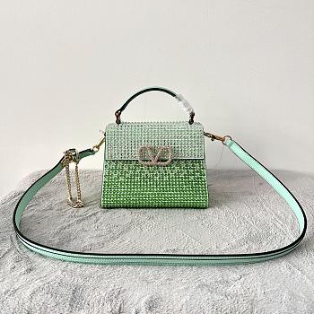 Kitlife Valentino Garavani Small Vsling Crystal-Embellished Crossbody Green Bag - 19 x 13 x 9 cm