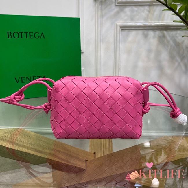 Kitlife Bottega Veneta Candy Loop Camera Bag Pink - 17 x 10 x 6 cm - 1