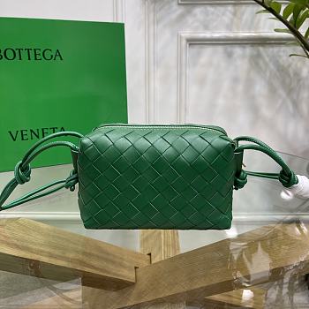 Kitlife Bottega Veneta Candy Loop Camera Bag Green - 17 x 10 x 6 cm