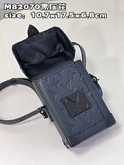 Kitlife Vertical Trunk Wearable Wallet Monogram Eclipse - M82070 - 10.7 x 17.5 x 6.8 cm - 4