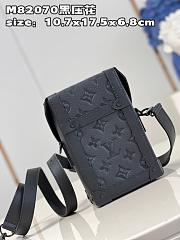 Kitlife Vertical Trunk Wearable Wallet Monogram Eclipse - M82070 - 10.7 x 17.5 x 6.8 cm - 6