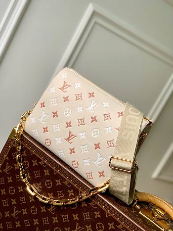 Kitlife Louis Vuitton Monogram Coussin PM SS 2023 - M22398 - 26 x 20 x 12 cm