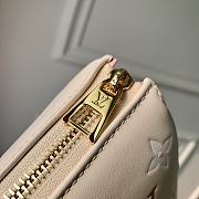 Kitlife Louis Vuitton Monogram Coussin PM SS 2023 - M22398 - 26 x 20 x 12 cm - 4