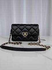 Kitlife Chanel Heart Small Flap Bag Black Lambskin Antique Gold Hardware - 22 x 15 x 7 cm - 1