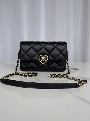 Kitlife Chanel Heart Small Flap Bag Black Lambskin Antique Gold Hardware - 22 x 15 x 7 cm