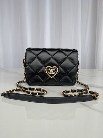 Kitlife Chanel Heart Small Flap Bag Black Lambskin Antique Gold Hardware - 18 x 14 x 6 cm