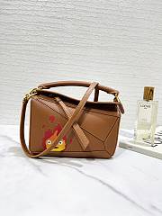 Kitkife LOEWE x Howl’s Moving Castle Puzzle Calcifer small leather shoulder bag - 18 x 11 x 7.5 cm - 1