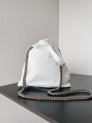 KITLIFE WOMEN'S Balenciaga CRUSH MEDIUM TOTE BAG IN WHITE - 23.9 X 25.9 X 9.9 CM - 2