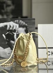 Kitlife Chanel Mini 22 Bag Mini Yellow SS 2023 - 19 x 20 x 6 cm - 2