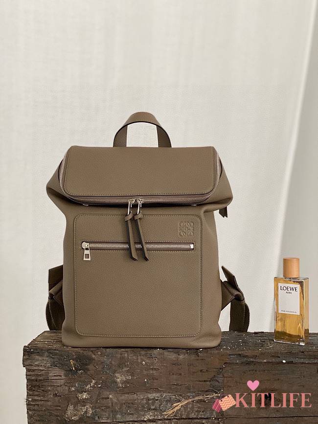 Kitlife LOEWE Full-grain Leather Backpack In Gray - 38 x 28 x 10.5 cm - 1