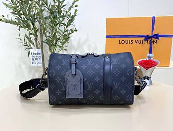 Kitlife  Louis Vuitton’s City classic Keepal Monogram Eclipse canvas - 27 x 17 x 13 cm