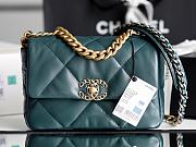 Kitlife Chanel 19 Medium Flap Bag Green - 26 x 16 x 9 cm - 1