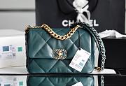 Kitlife Chanel 19 Medium Flap Bag Green - 26 x 16 x 9 cm - 2