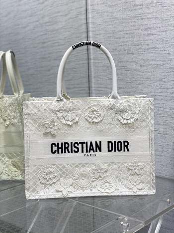 Kitlife Dior Medium Book Tote White Multicolor D-Lace Embroidery with 3D Macramé Effect - 36 x 18 x 28 cm