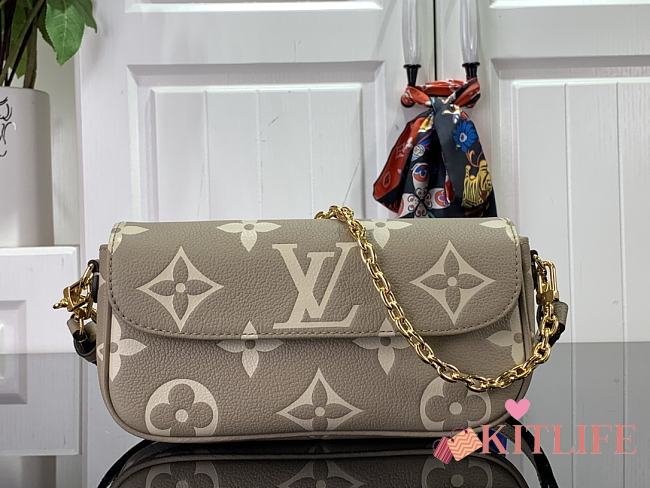 Kitlife Wallet on Chain Ivy Monogram Empreinte Gray - 23.5 x 12 x 4.3 cm - 1