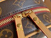 Louis Vuitton Boite Chapeau Souple Shoulder Bag Monogram - M45149 - 17 x 18 x 7 cm - 5