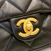 Kitlife Chanel small Flap bag Lambskin SS 2023 Black - 12 x 21 x 7 cm - 5