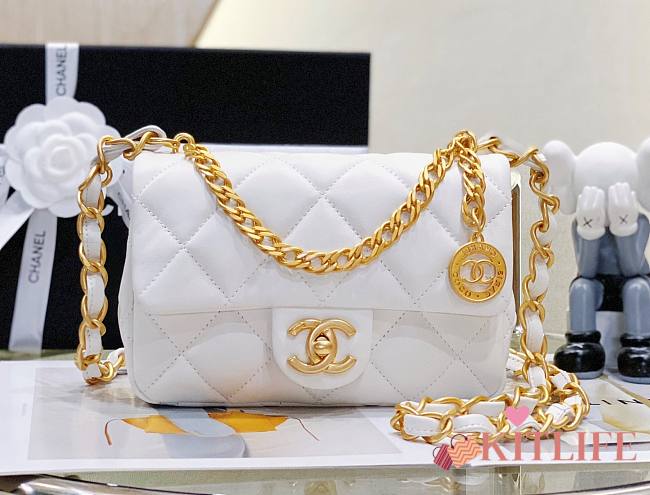 Kitlife Chanel small Flap bag Lambskin SS 2023 White - 12 x 21 x 7 cm - 1