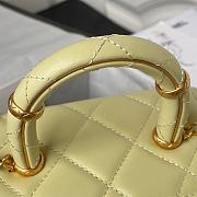 Kitlife Chanel Small Vanity Case in Lambskin Yellow SS 2023 - AS3973 - 12.5 x 15 x 8 cm - 4