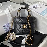 Kitlife Chanel Small Vanity Case in Lambskin Black SS 2023 - AS3973 - 12.5 x 15 x 8 cm - 1