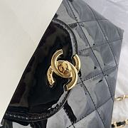 Kitlife Chanel Black Patent Leather Quilted Gold 