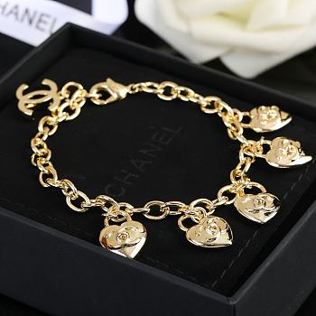 Kitlife Chanel Gold Necklace