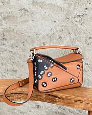 Kitlife Loewe x Spirited Away Susuwatari Puzzle Mini leather shoulder bag Brown - 24 x 10 x 14 cm - 5