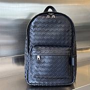 Kitlife BOTTEGA VENETA Intrecciato Leather Backpack In Black - 41x25x9 cm - 1