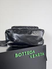 Kitlife  BOTTEGA VENETA Medium Archetype Backpack Black - 46 x 30 x 14 cm - 3