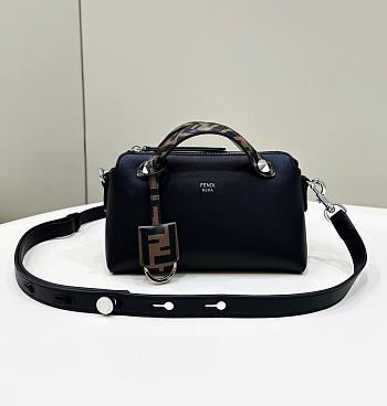 Kitlife Fendi By The Way Medium Black leather Boston bag - 20 cm