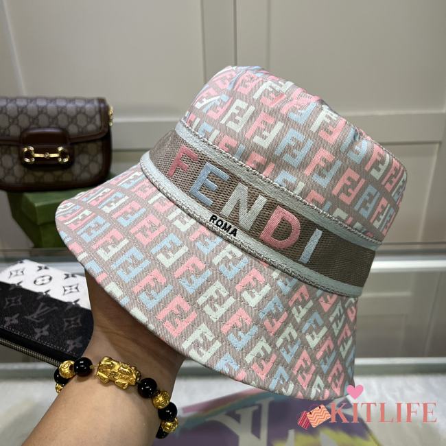 Kitlife Fendi hat SS 2023 - 02 - 1